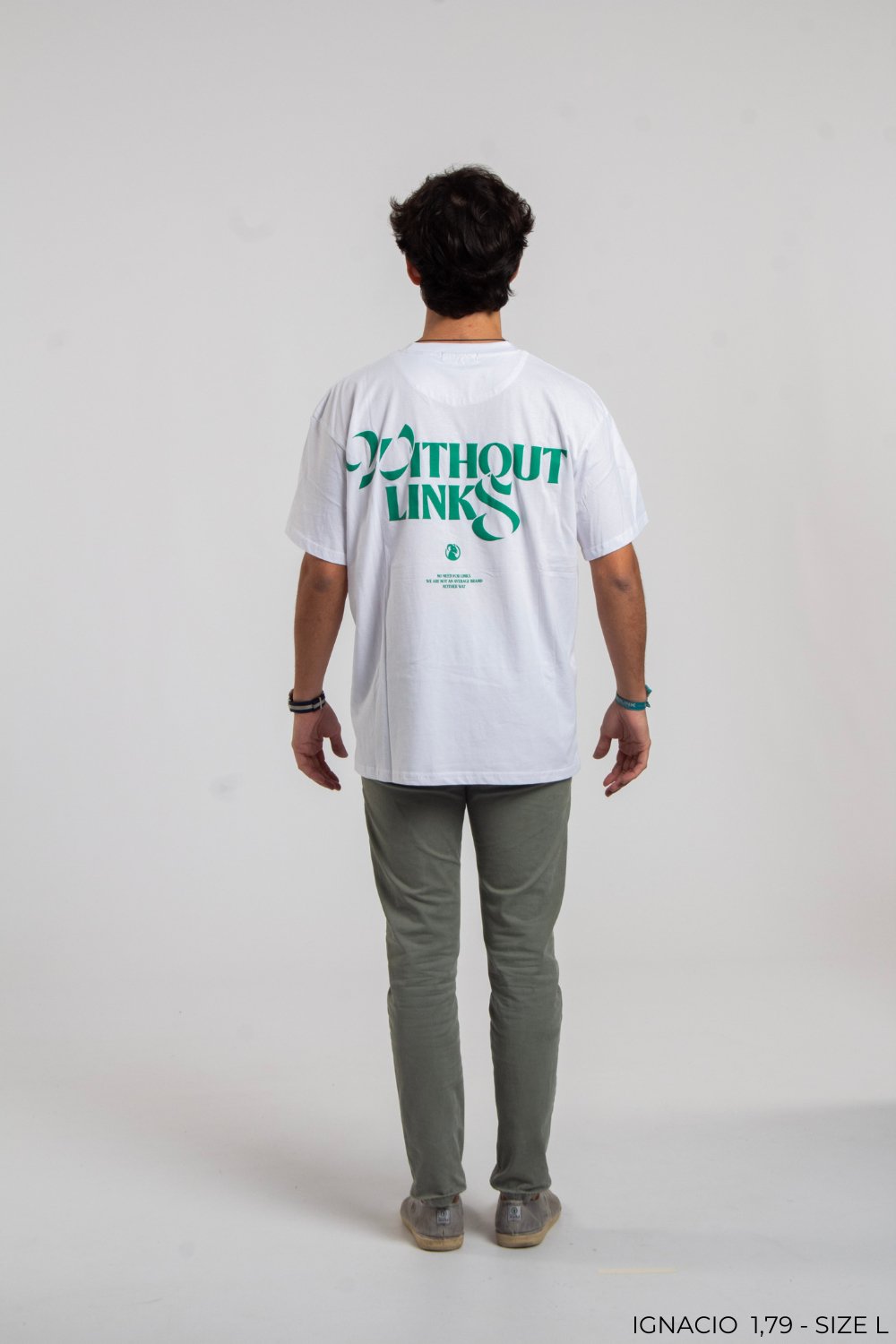 Without Links Tee - White - 1136